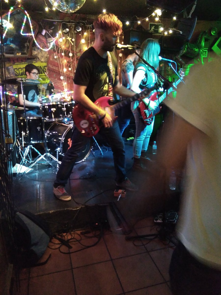 matioviedo's tweet photo. @SParkviewBand https://t.co/534DMU6jBk