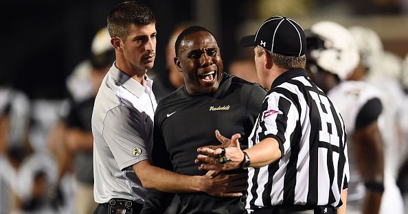 SECCountryVandy's tweet photo. WATCH: Refs call phantom pass interference against Vanderbilt https://t.co/qyppapJrIx #anchordown https://t.co/4ES0XEMlxu