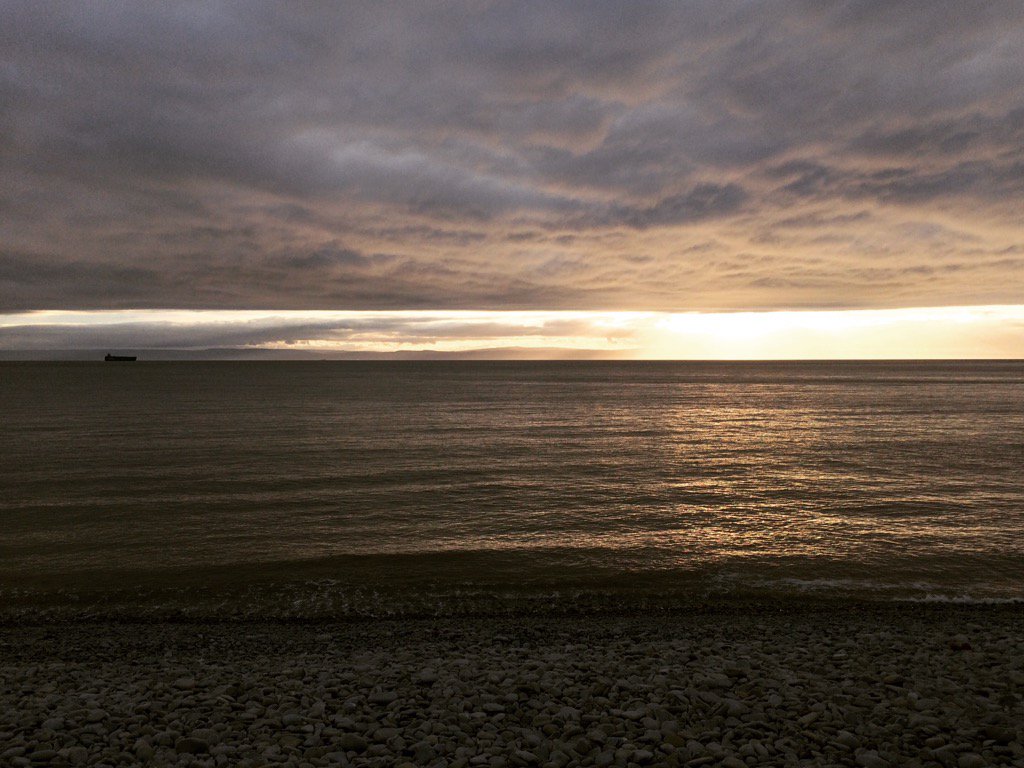 _MariaMadison_'s tweet image. Photoshoot back in Wales today. What a beautiful location #photographer #wales