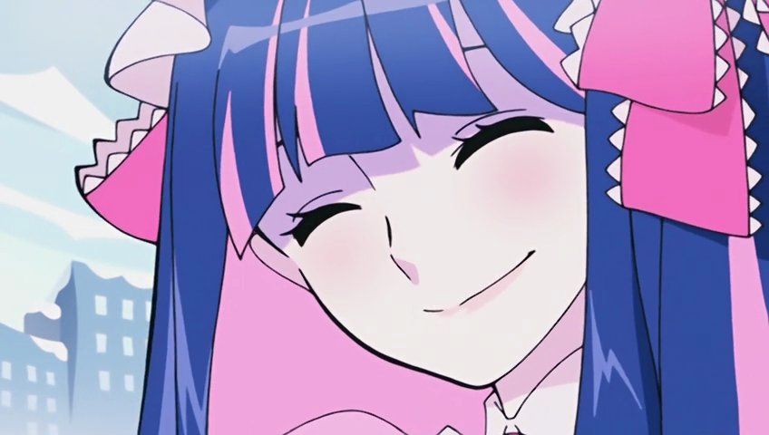 @ASdeadmemories She smiles