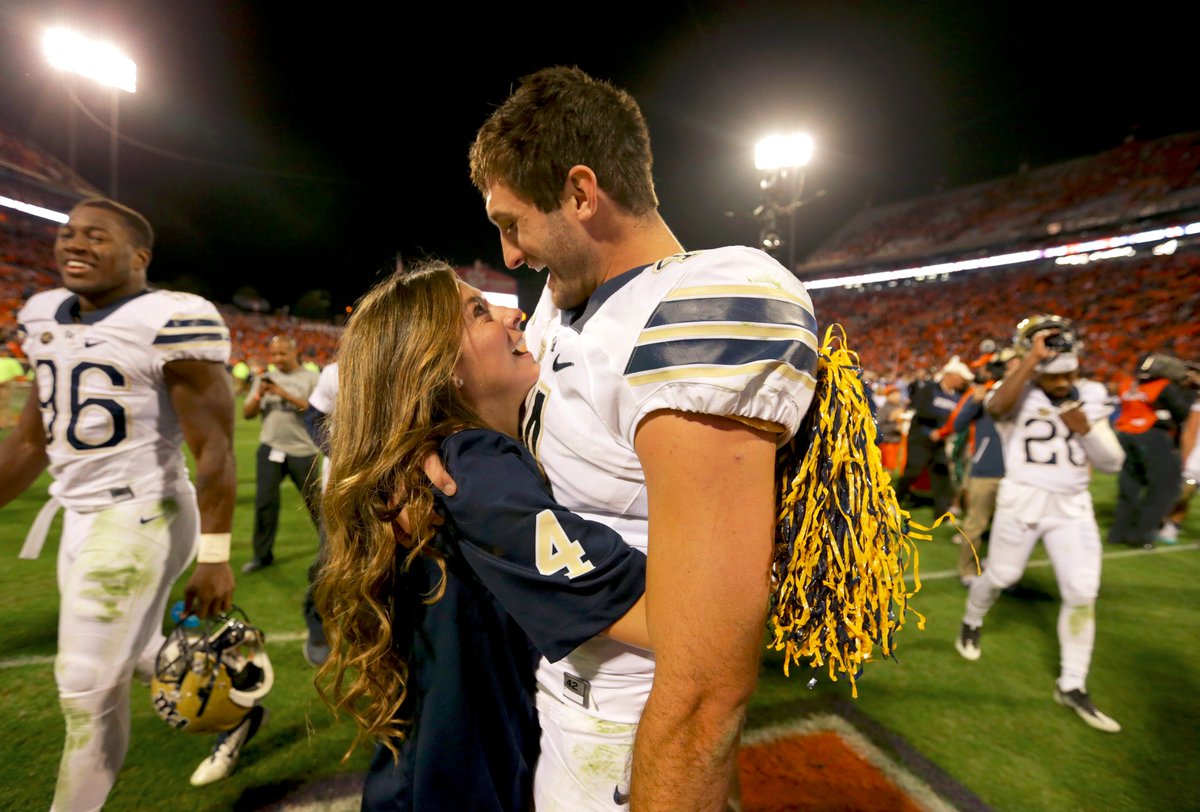 espn's tweet photo. The last three times an unranked Pitt played an AP top-3 team:

2002: Won vs Virginia Tech
2007: Won vs West Virginia
Today: Won vs Clemson https://t.co/TR1VnokdwC