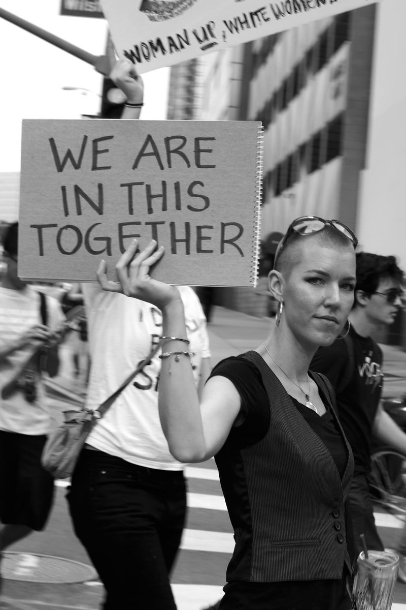 Thousands flood the streets in anti-Trump protests in Los Angeles and across the nation this weekend: abcn.ws/2g67SAs

📷<a href="/ZjU140/">Zack Rodetis-Urenda</a>