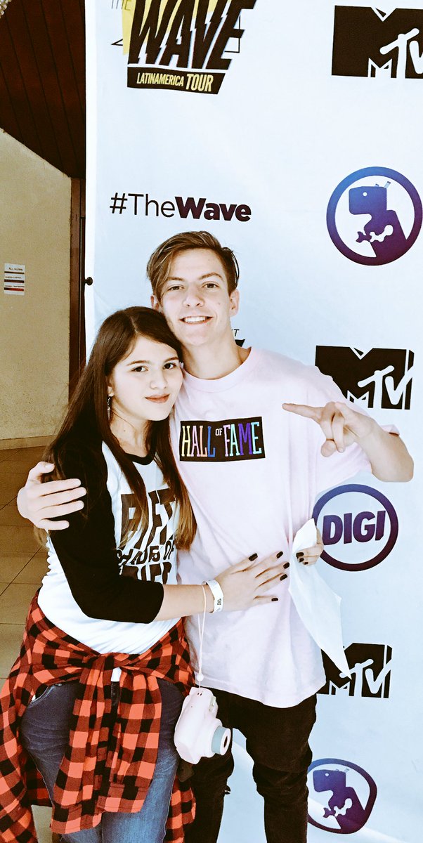 pebbels_flores's tweet photo. #TheWaveLima #TheWaveTour @Nashgrier @deejayrupp @rudymancuso @Tez @AlecBailey @DigiTour @DigiTourEspanol #7MonthsAgoTheWaveLima πππ΅πͺπππβ€οΈπΉ https://t.co/On786Zfr5P