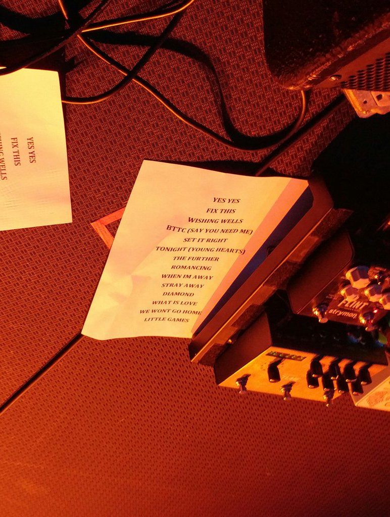 emsarmusic's tweet photo. @teamcolourist As I know you would want to know the songs played. https://t.co/3MhNr3wBtB