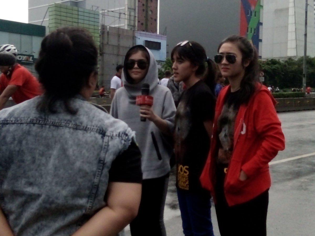 Lagi CFD ketemu mereka ahh memang jodoh kali kita,mana cantik2 bgt😍❤ <a href="/ifyalyssa/">Ify Alyssa</a> <a href="/SiviaBlink/">via</a> <a href="/FebbyBlink/">Febby Rastanty</a> #cares #funwalk #caringfororangutans