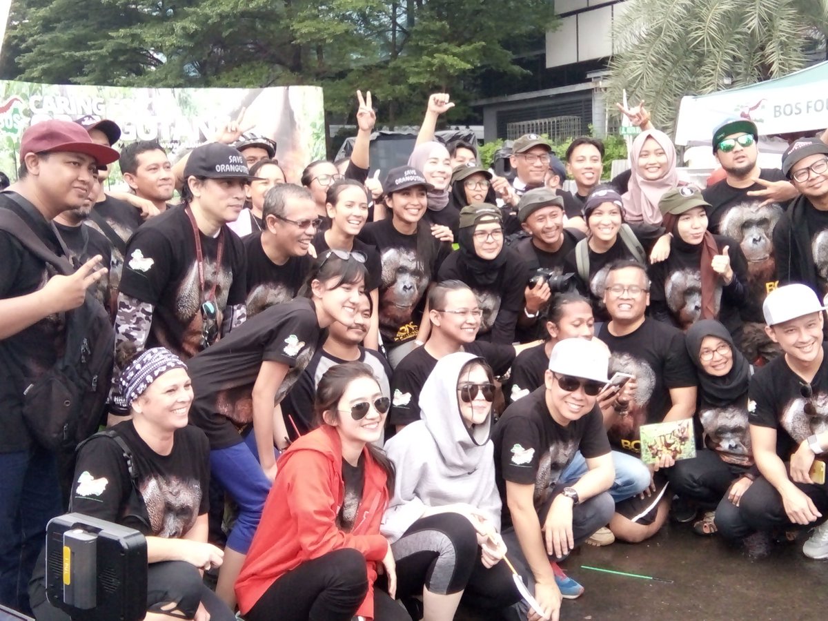 Yey ketemu kalian lagi <a href="/ifyalyssa/">Ify Alyssa</a> <a href="/siviablink/">via</a> <a href="/febbyblink/">Febby Rastanty</a> ❤❣ #funwalk #caringfororangutans