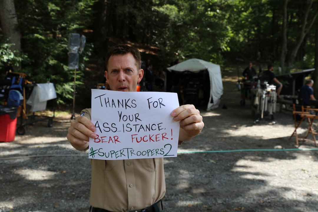 brokenlizard's tweet image. @mooselee82 @RichMarFlorist @titaniumsheik @umpquasatellite @themoondog15 "Thank you". That's French for GIMME SOME COLA!