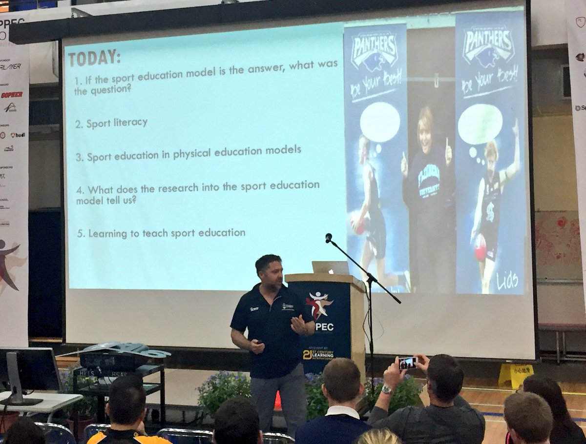 LifeIsAthletic's tweet photo. @pilly66 learning goals for us #appec2016 @thompsonkTo12 https://t.co/tuUWAIQpk3