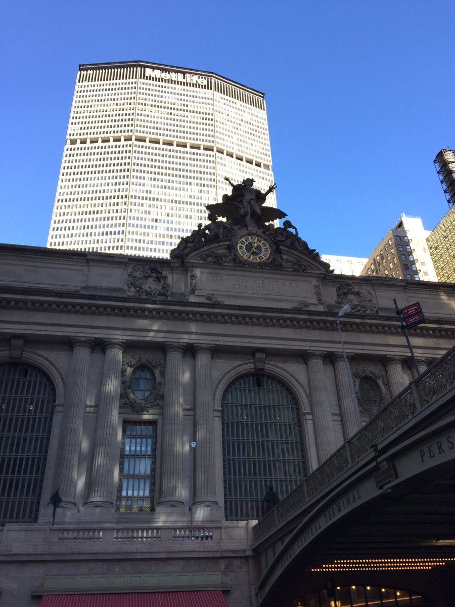 travelbunnik's tweet photo. Exploring NYC @AnnaWilson345 @CarolineWatts9 @travelcoupleza @exploretravel1 @ExplorersGang @NYCMayorsOffice @SharmedNYC @DennisBunnik #nyc https://t.co/Z6sA0We3L7