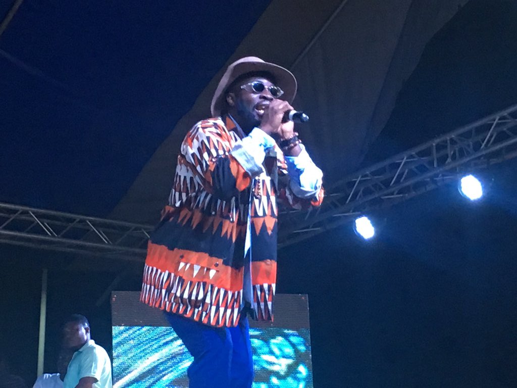 TeamUrbanAvenue's tweet photo. #LegacyNightKnust
@manifestive is in the building.. 
The night just started.. https://t.co/Pxf0nDJRsW