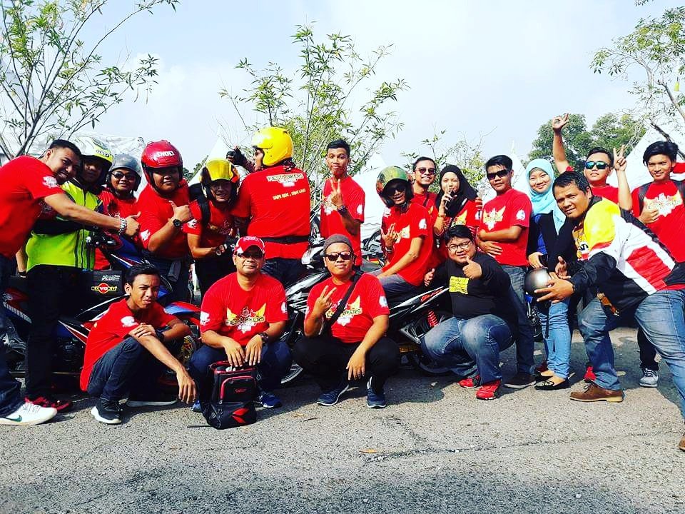 DOCMalaysia's tweet photo. Ahli DOC yang menyertai konvoi Fiesta Bikers Selangor. Hidup DOC Malaysia
#docmalaysia #thisisdoc #fiestabikers https://t.co/lkuIw4a2dn