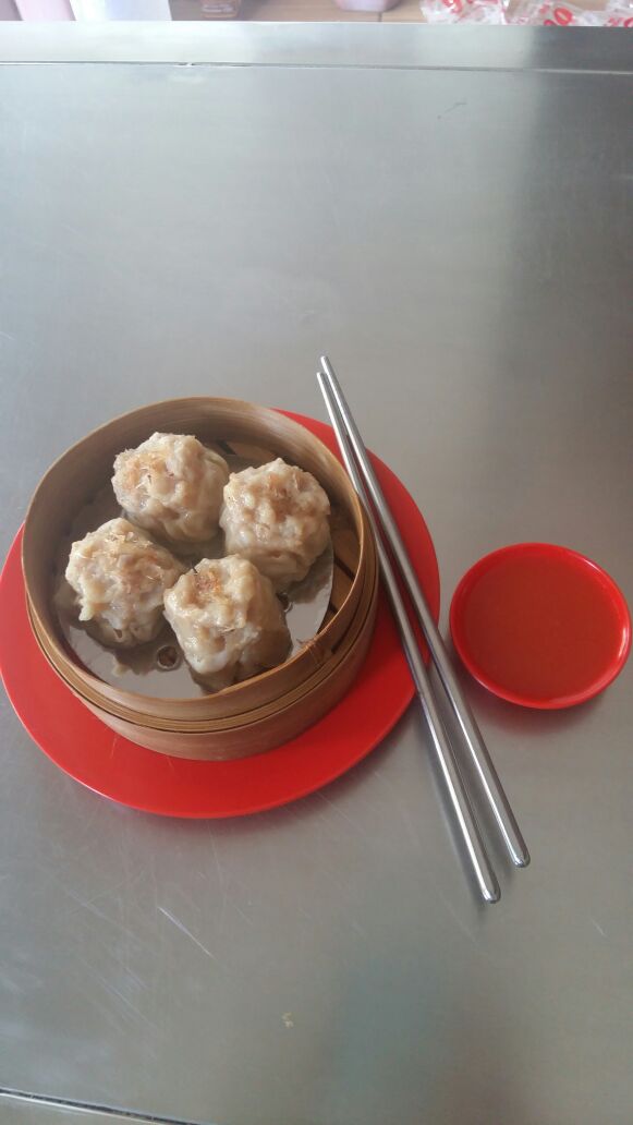 addict_dimsum's tweet photo. #dimsum murah meriah dimsumaddict cuma 13 per porsi https://t.co/EYEvkUBYuY