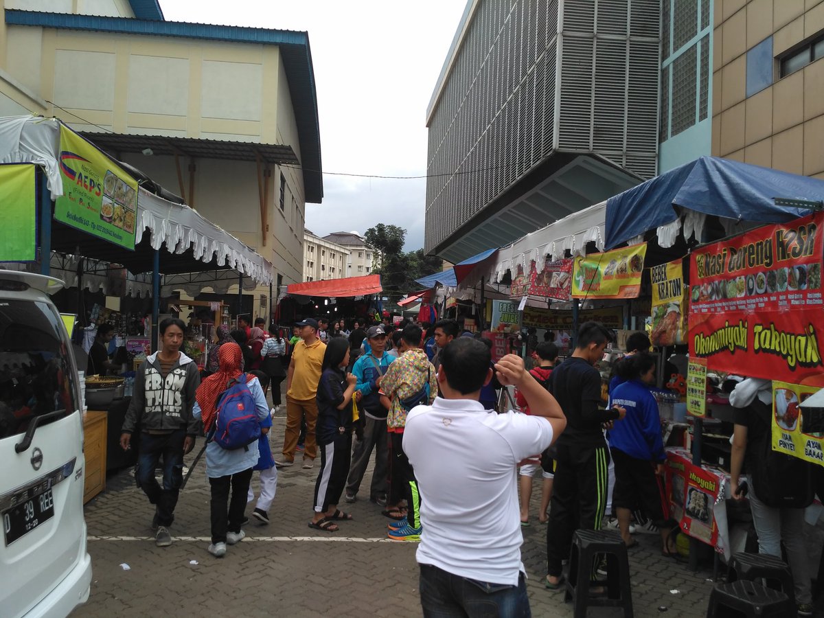 Rame nih hari ketiga, sekaligus hari terakhir acara karate cup upi 2016