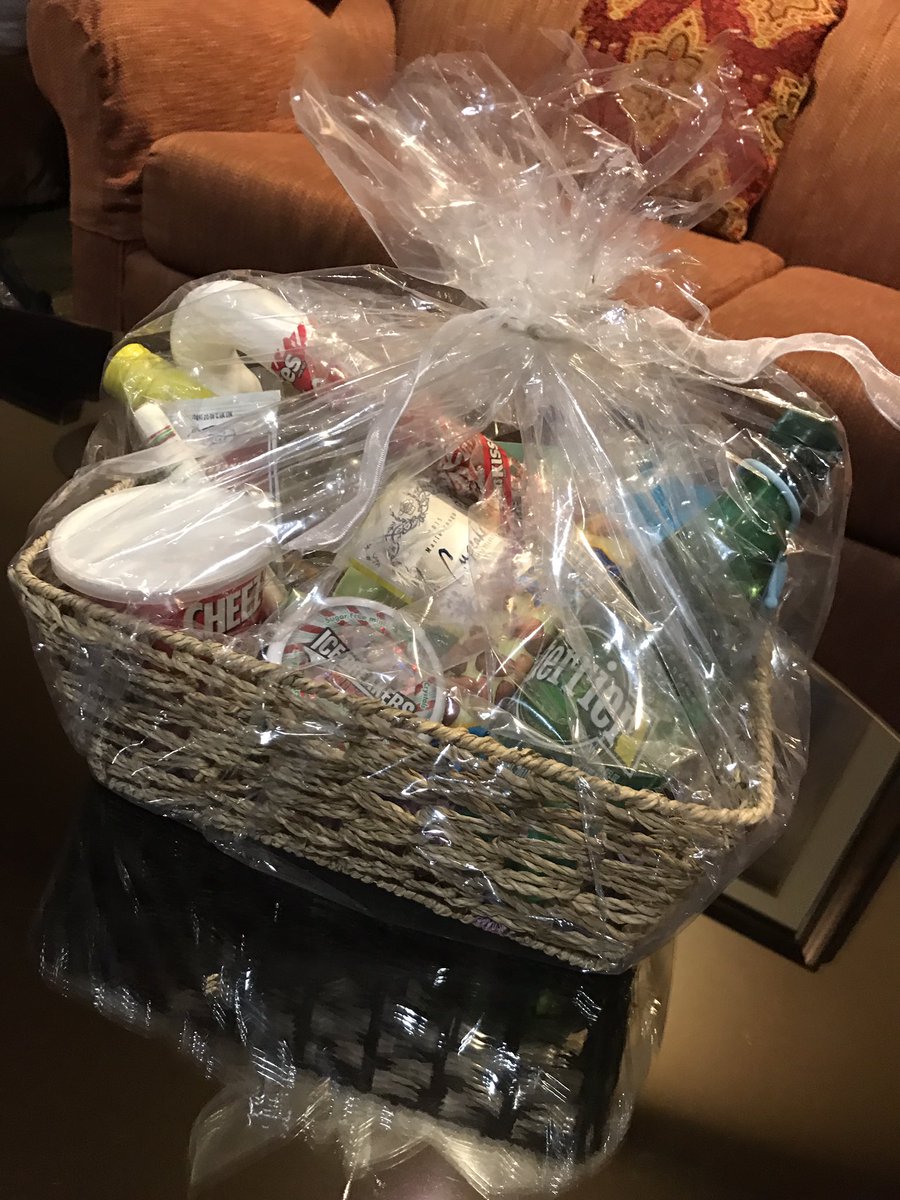 cheerUPDATES2's tweet photo. Had an awesome time at #PCMShowcase2016 Thank you so much @PCMCheer for the basket 😍 https://t.co/oPFS96TnnU