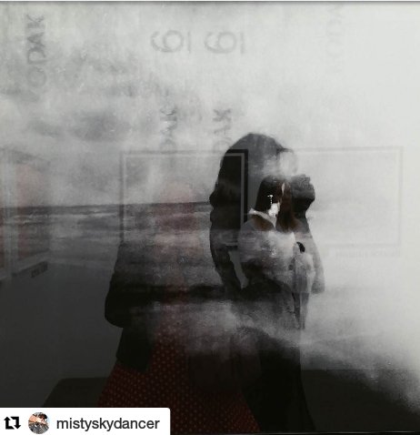 ennoia3's tweet photo. While Norman is attending the Season 7 #TWDWrapParty, his photography is showing in L.A. (mistyskydancer / sheenaisapunkrocker) #TheSalon https://t.co/630JXXYeiq