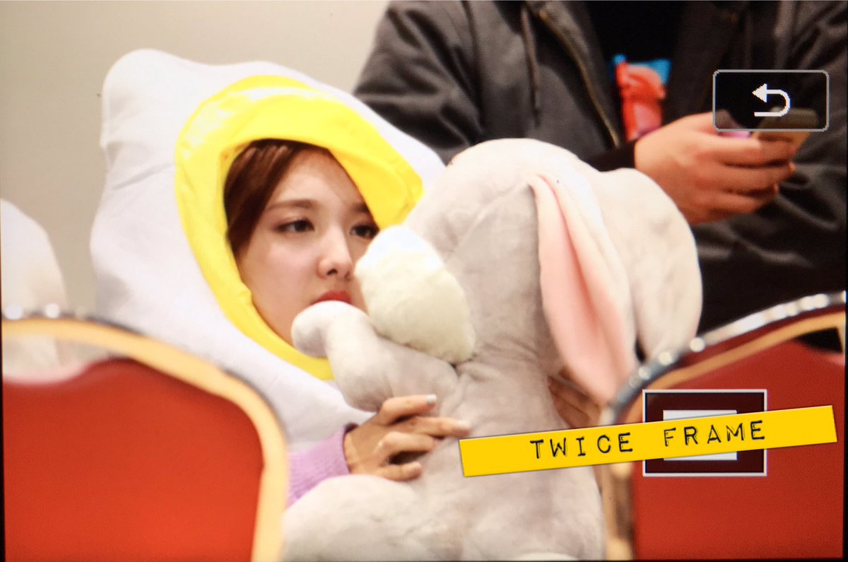 [트와이스] 계란후라이 코스프레를 하고 싶었던 나연 | 인스티즈
