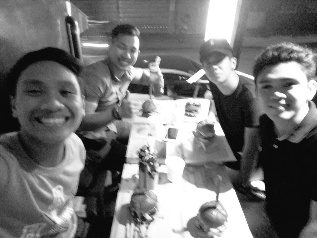 Imjedabandan's tweet photo. #KCL #withgang https://t.co/oQurIuLIGx