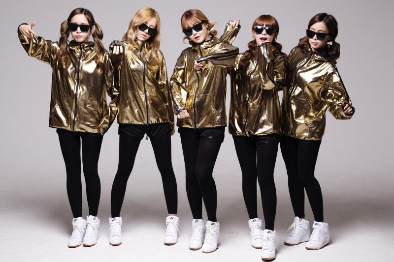 GerMaejaB's tweet photo. 📷 "The always cool Crayon Pop!.." #CrayonPop #Geummi #Ellin #ChoA #Way #SoYul #ElCho #SoGeum #WayLin #ElSo #ElGeu #ChoYul #KPop #OT5 https://t.co/baC82anEGd