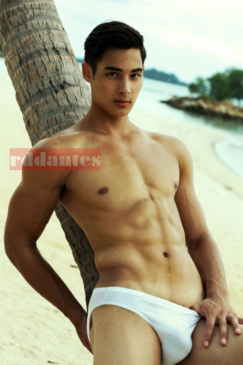 Tannerlovers1's tweet photo. DEYM! perfectly 💪👌👊💘💖😍😘😚 #PBBLoveWins https://t.co/Lz2VDpLgPf