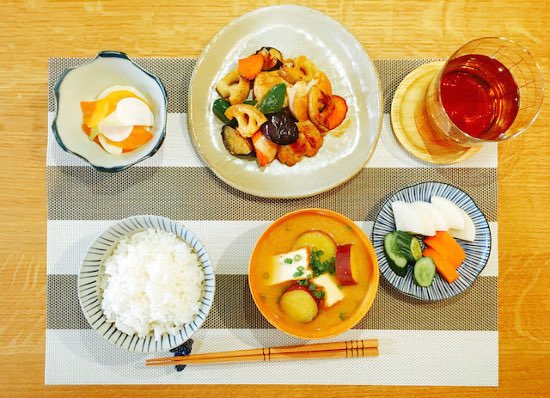 海風おねえさん わたしが近頃気になるメニューをご紹介しました 気になるメニュー T Co Trgejxbat7 八丈町給食センター 学校給食甲子園 クックパッド 逃げ恥 みくり飯 T Co H0lrpmke7i Twitter