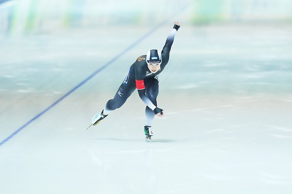 🌎🏆 #WCSpeed #Harbin <a href="/Nao_kodaira/">Nao Kodaira 小平奈緒【公式】🍎</a> also wins 2nd Ladies' 500m (38.04). Silver for <a href="/speed_sanghwa/">Sang Hwa Lee(이상화)</a> and bronze for <a href="/tsumaki0427/">Maki Tsuji  辻 麻希</a>