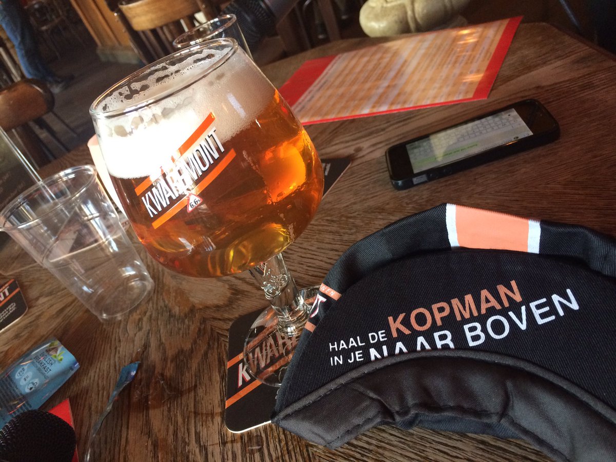 Presenteert vanaf 12.30 wielercafe op <a href="/Wielerpassie/">Wielerpassie</a> met <a href="/lvanbon/">Léon van Bon</a> <a href="/wiepidzenga/">Wiep Idzenga</a> Peter Winnen ea. 🚴🏽🍻 <a href="/BikeWritersNL/">BikeWriters</a> <a href="/LeesDeMuur/">Uitgeverij De Muur 🚴‍♂️</a> <a href="/hetiskoers/">Het is koers!</a>