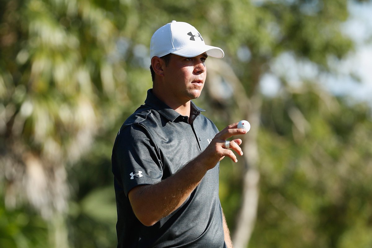 PGATOUR's tweet image. -18 thru 54 holes.

The lowest 54-hole score since El Camaleon began playing to a par-71.

pgat.us/ZL4wzNi