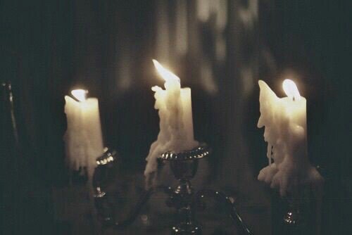 midnight_ruby94's tweet image. Dark and lovely is how I like it...