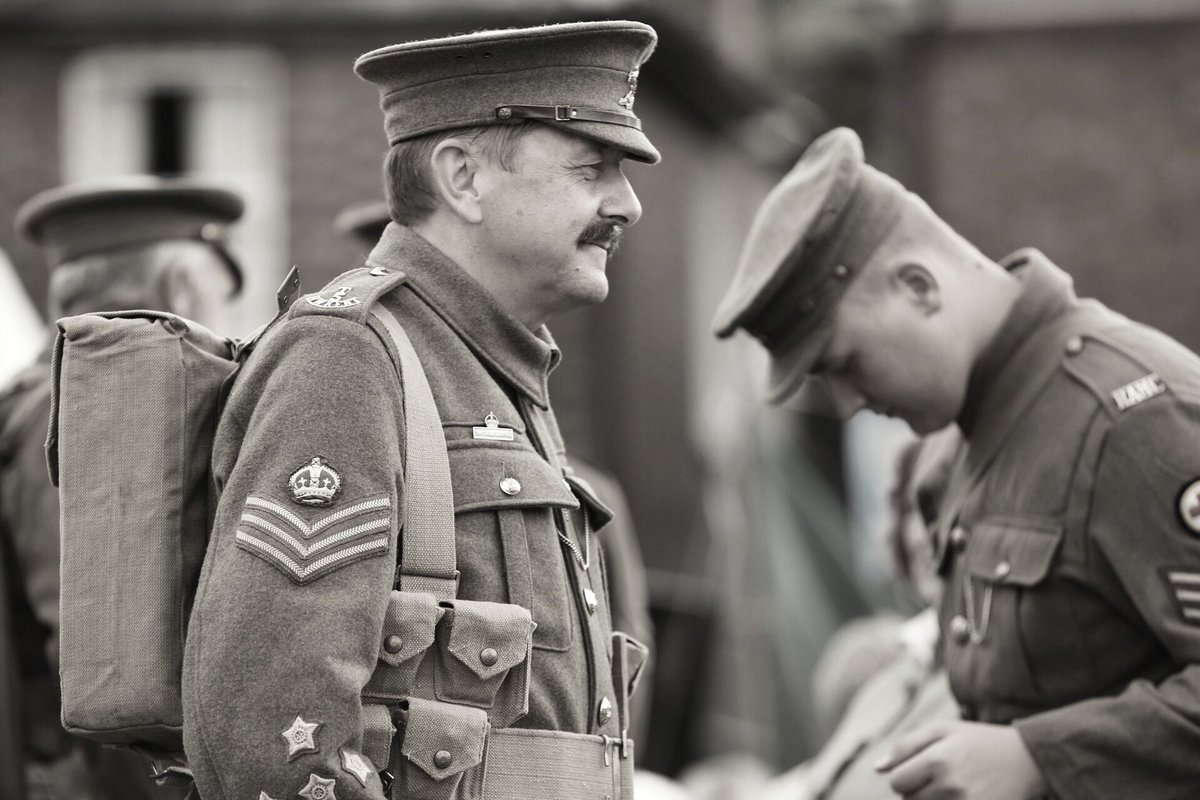 ReigatePhotoSoc's tweet photo. In Remembrance. #Westerham #Tandridge https://t.co/QPT7CwVnfl