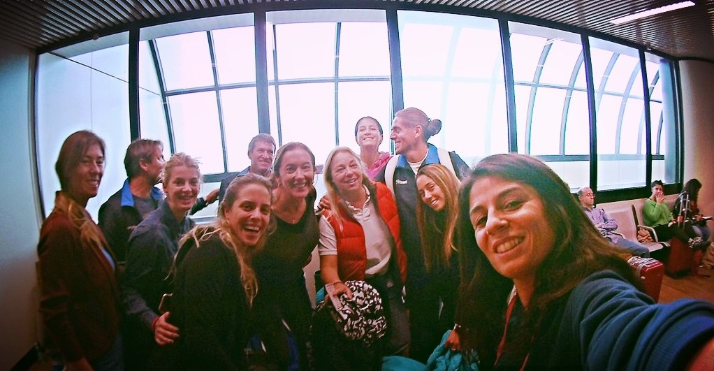 federtennis's tweet photo. 🛫 Si parte: direzione Portogallo! 🛫 I Mondiali di #paddle aspettano i nostri azzurri! 💪🇮🇹 #stayFIT #WPC2016 https://t.co/H4SM8srlhh