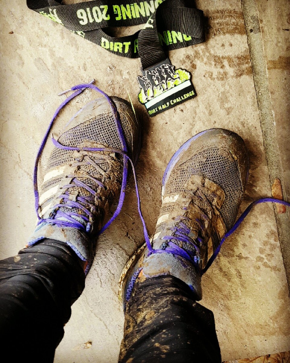 jendishgarner's tweet photo. Muddy and rainy LB Dirt Half yesterday. Loved it! My legs hate me today. #ukrunchat #lbdirthalf #dirtrunning https://t.co/437bnaDS5Z