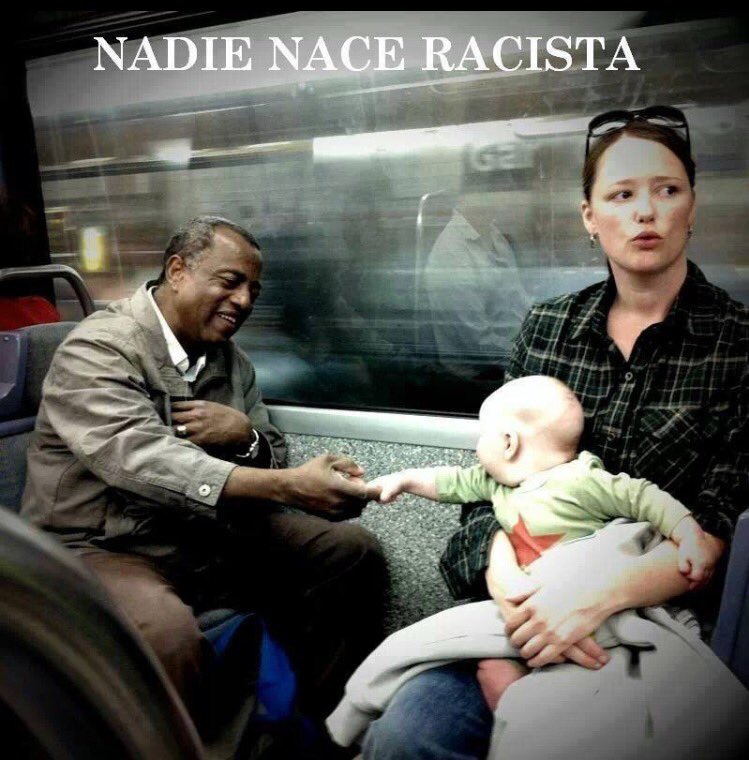 Trini_antolinf's tweet photo. Nadie nace racista. #EducaciónSocial20 https://t.co/oKi5Zdn7oq