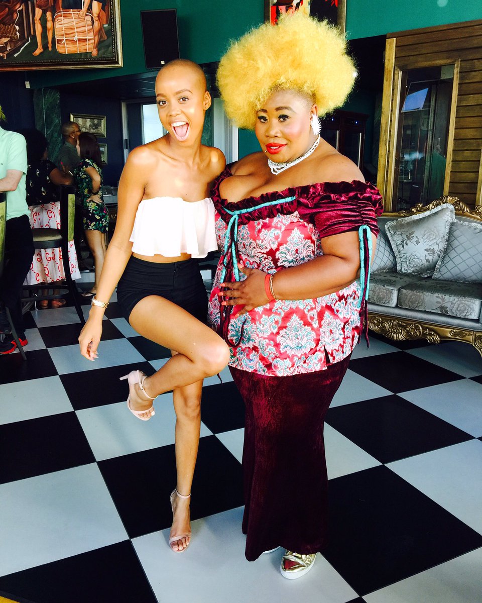 dumantando20's tweet photo. #MTNLaunch #MyNightShift https://t.co/iCSofzKyu8