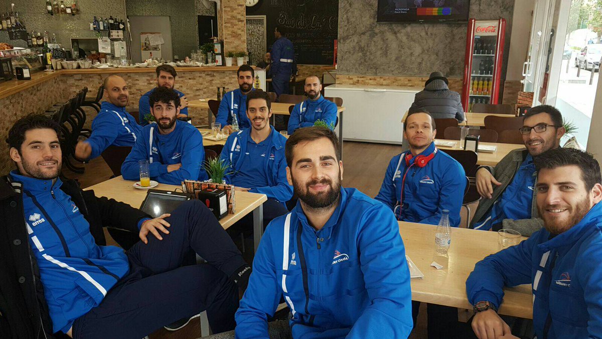 basquetcalvia's tweet photo. #ligaeba ¡VICTORIA ANTE EL LÍDER DEL GRUPO! BC Martorell-Solvin 75 - 79 Calvià
¡¡Enormes!!
#WILLBEWORTH
#respirabasquet https://t.co/vM3fTCZJdn