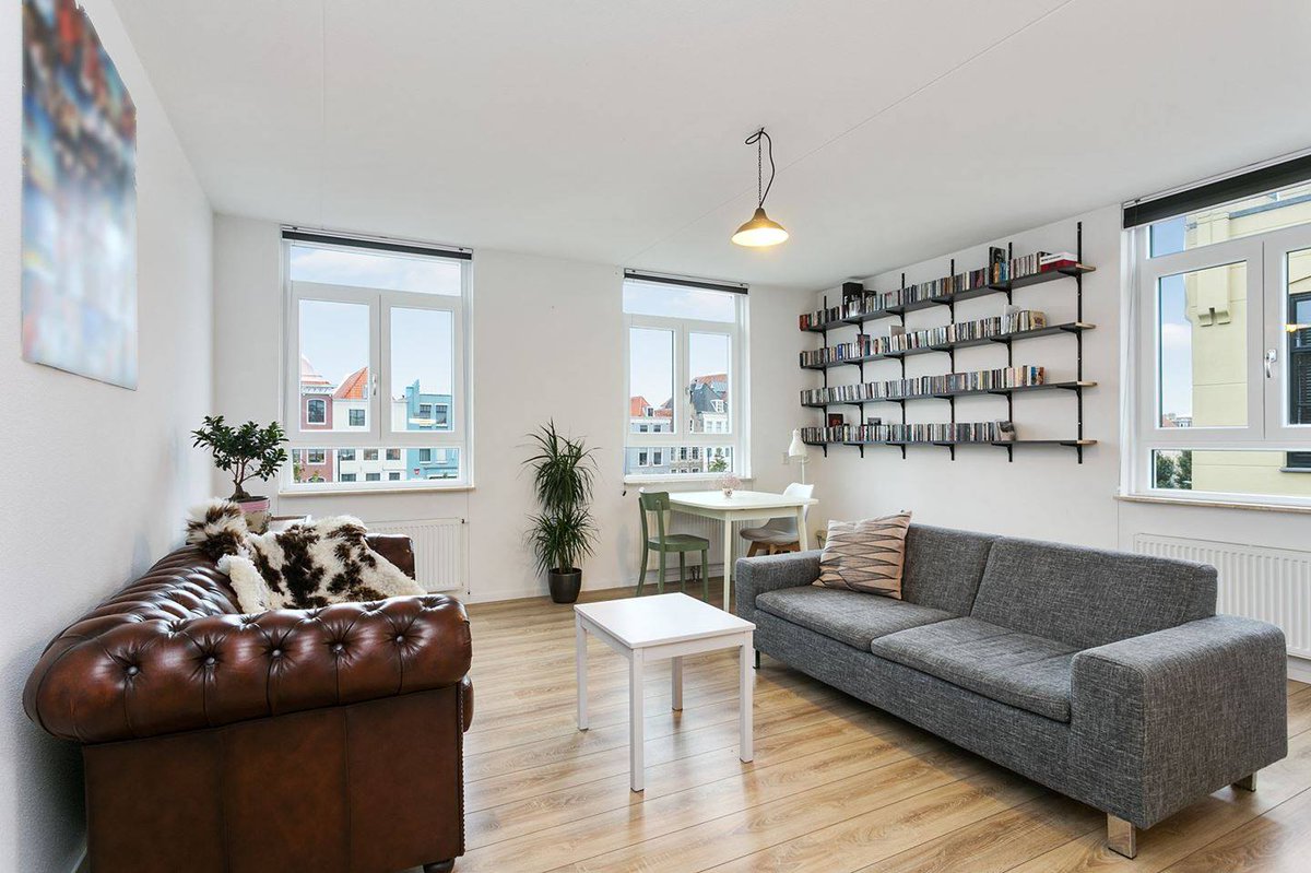 Ons appartement in het centrum van #Vlissingen staat te koop! Met zeezicht en instapklaar. Meer info: funda.nl/koop/vlissinge…