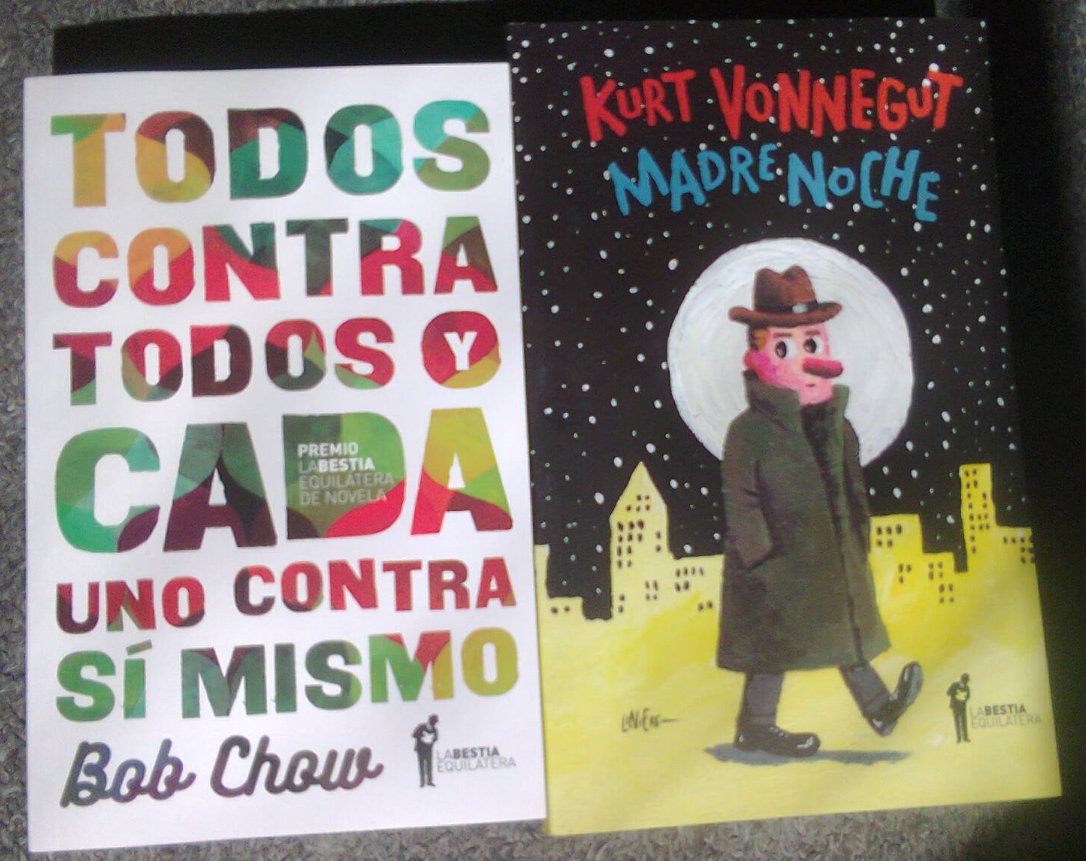 labestiae's tweet image. Hoy sorteamos la novela ganadora del Premio La Bestia Equilátera de Bob Chow y 'Madre noche' de Kurt Vonnegut Con solo retwittear participás