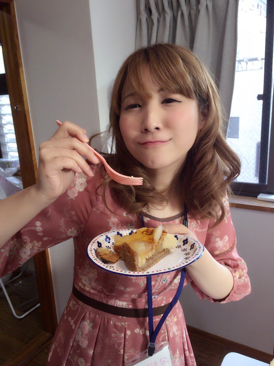 O Xrhsths 鈴木南名子 ナナ公 Sto Twitter 今日はたこ焼きパーティー 楽しかったですねぇーん W たこ焼き全然撮ってなかったww