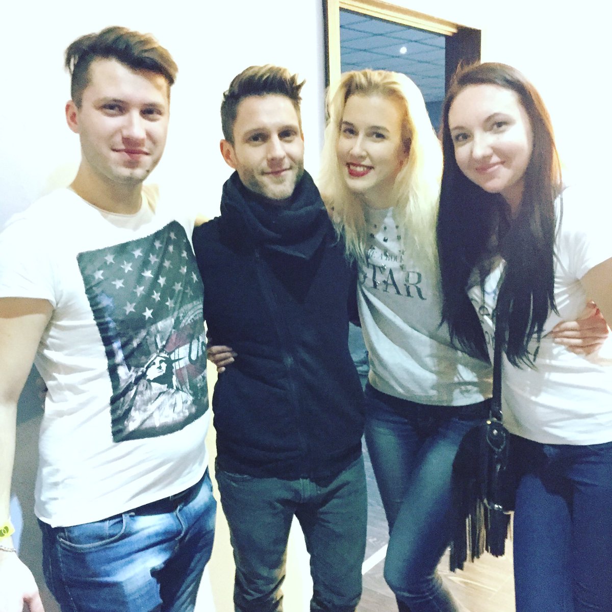 IrinaMostova's tweet photo. Amazing night 14 B-day #kissfm @WandWmusic @JonMendelsohn @orjan_nilsen https://t.co/CLJcZwb3ae