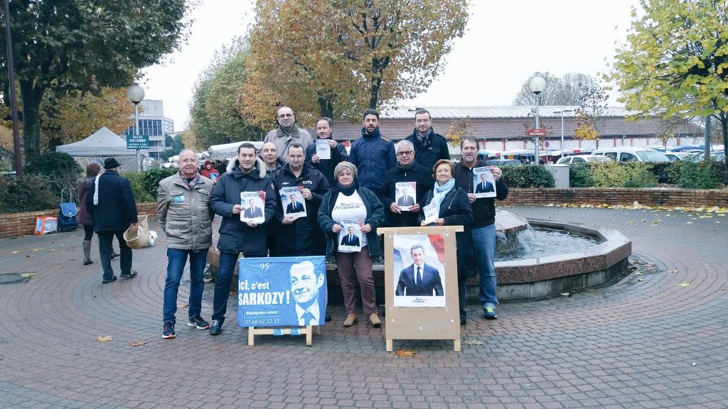 AvecSarkozy95's tweet photo. Dernier week-end pour convaincre que le meilleur pour la FRANCE c'est @NicolasSarkozy 
Le 95 est SARKOZYSTE ✌✌✌
#ToutPourLaFrance 
#NS2017 https://t.co/l4BbHh9IdB