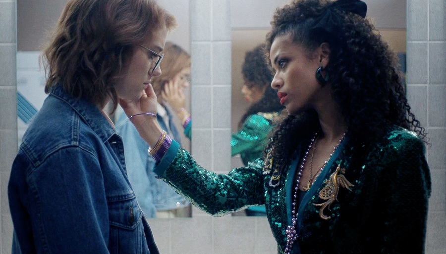 kelly and yorkie // san junipero - black mirror