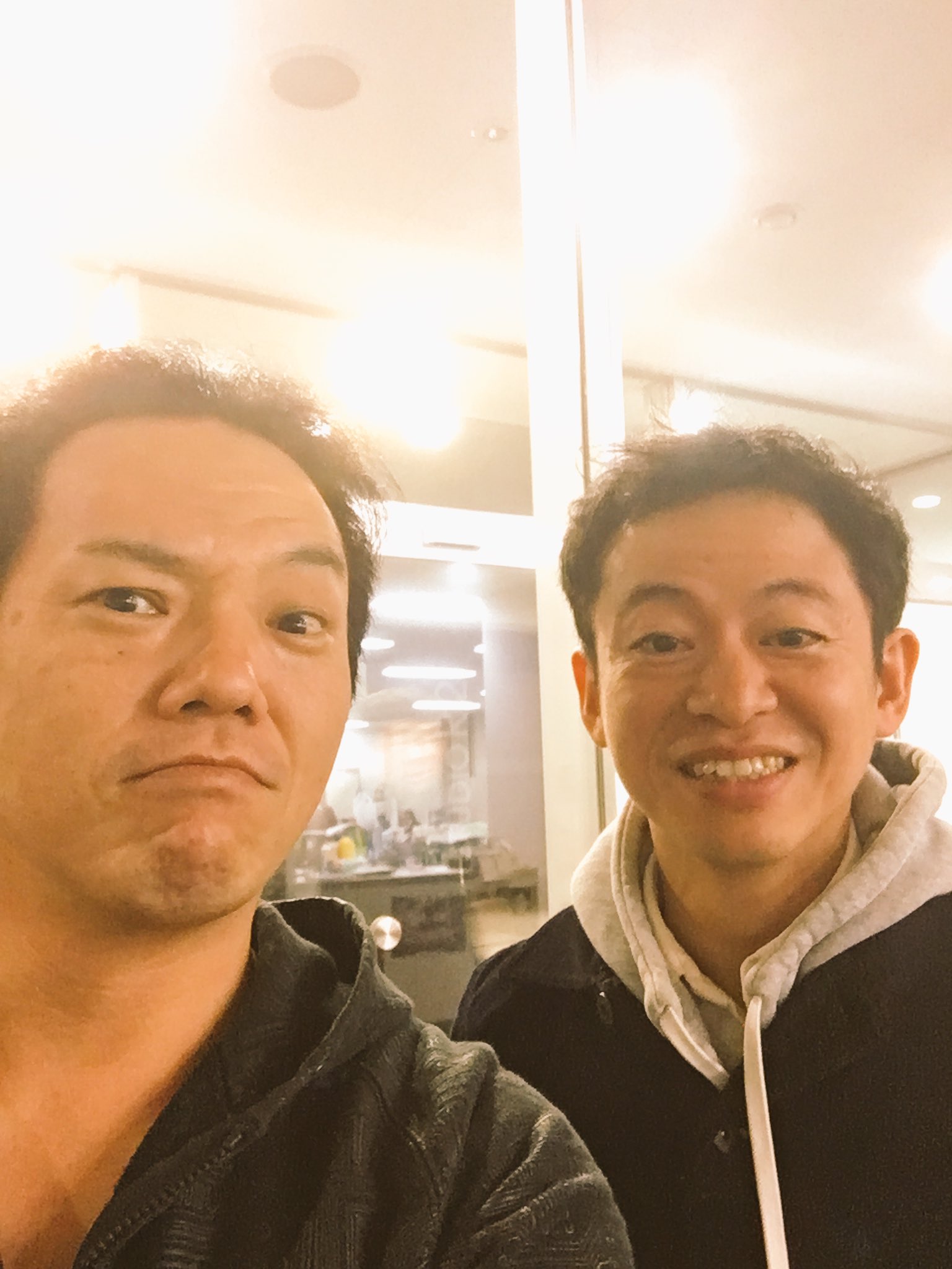 三代目 やべきょうすけ 先日 京都の撮影所で 闇金ウシジマくんseason2 で宇津井 優一 役を演じていた 永野 宗典 くんにバッタリ会った 思わず 宇津井 って呼びそうになった 思わず 宇津井 マジメに頑張ってるな って言いそうになった
