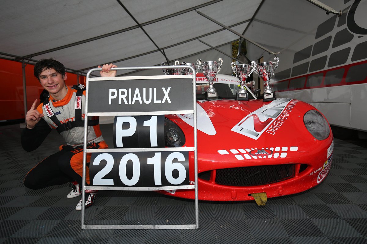 Ginetta tweet media