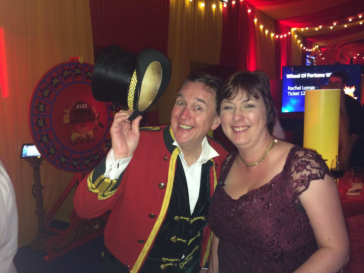 FirecrackerBall's tweet photo. Thank you to the brilliant @jonhammondtweet - who was our fabulous host for the evening #firecracker16 https://t.co/48s06608ND