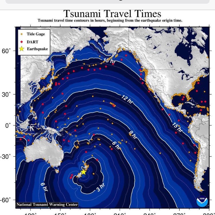 After #earthquake 2 meter high #Tsunami waves hit #NewZealand  coast line.
#PrayForNewZealand