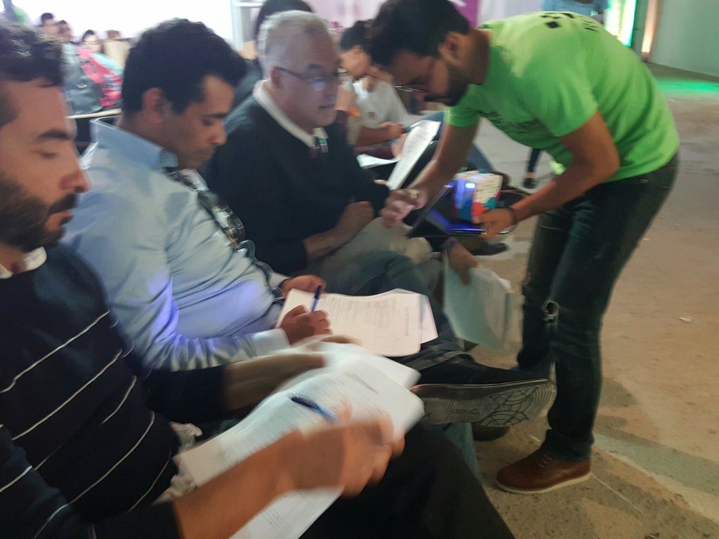 Startup_Morocco's tweet photo. Q/R pour #pitch2
#SWMarrakech #COP22 https://t.co/h4EBl3Yrsh