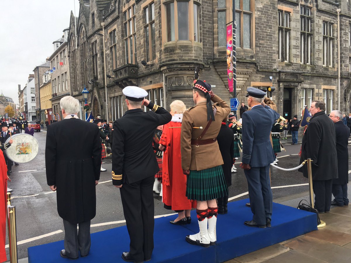 7SCOTS's tweet photo. A striking #RemembranceSunday with @PerthandKinross Council and the people of #Perthshire #WeWillRememberThem https://t.co/XHIKlwTR2C