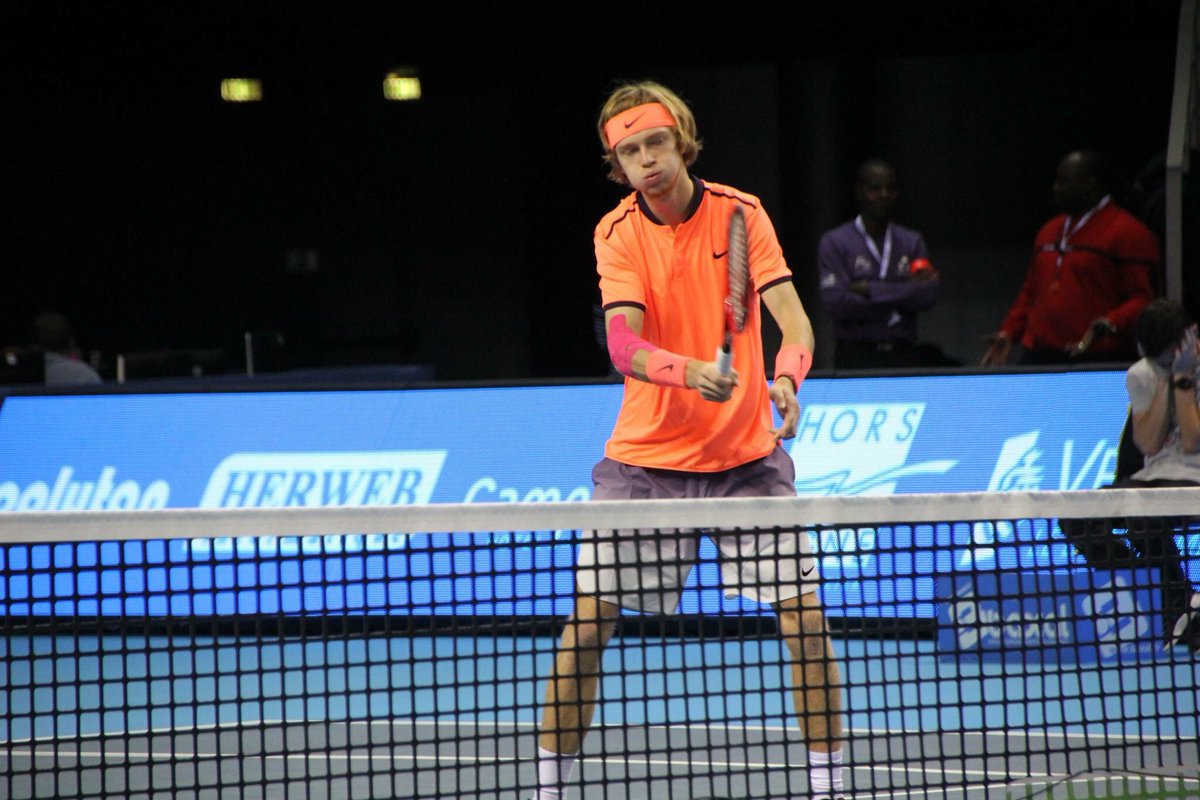 DepVendee's tweet photo. #ITV2016 finale simple dans qq minutes @julienbenneteau face @AndreyRublev97 @ITVChallenger @Vendespace85 https://t.co/yB6GV5sYpU