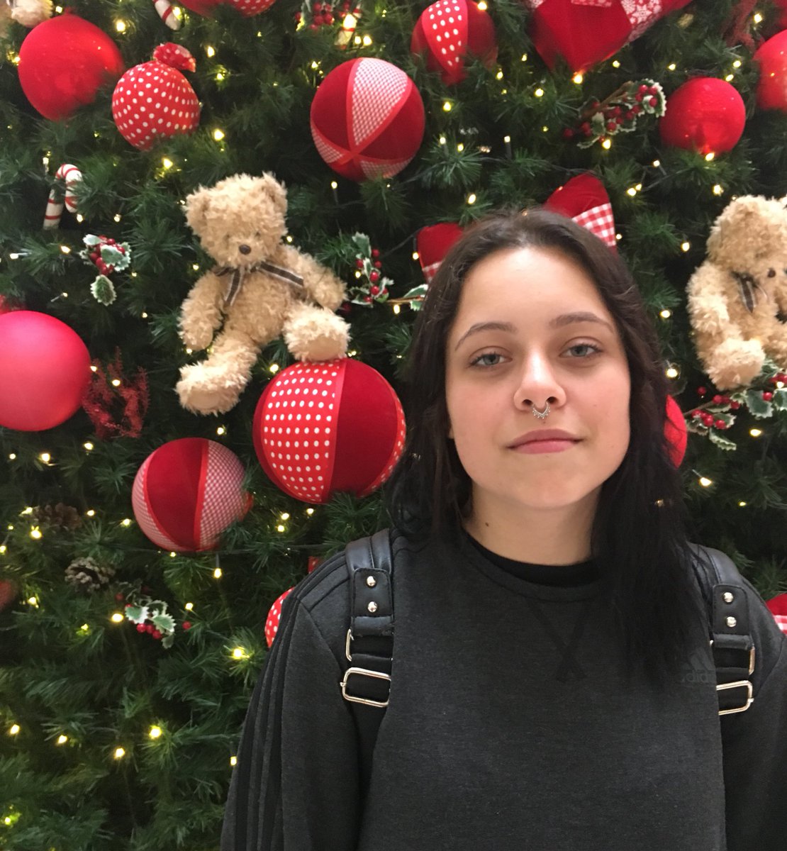 sabrinaiorioofc's tweet photo. Natal chegando e olha a minha animação https://t.co/weVq7MvDEV
