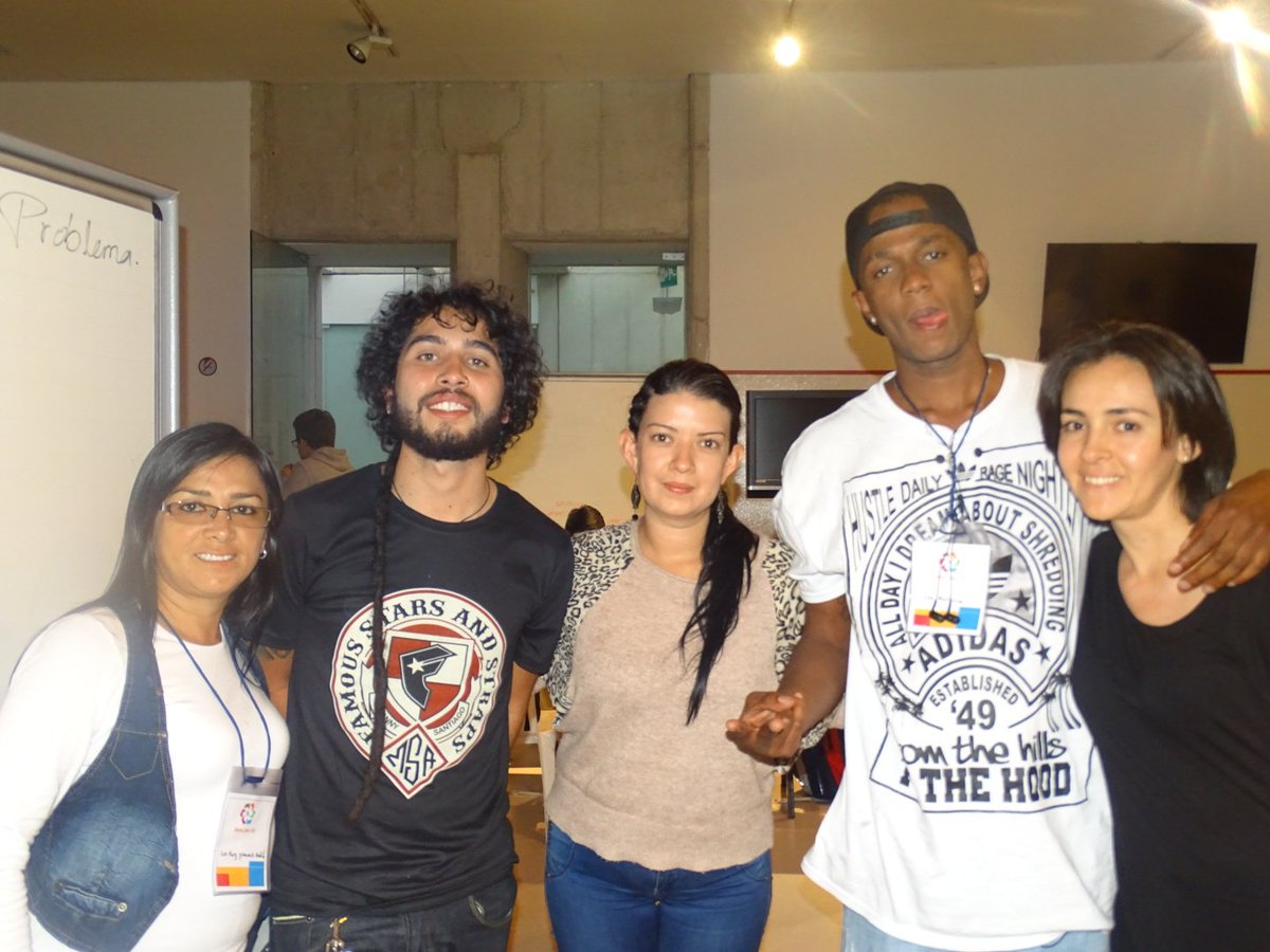 gamejampuj's tweet photo. #7Gamejam #CentroAtico https://t.co/RPctXaKy1i