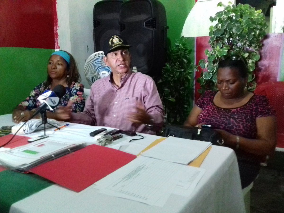 lahistoriaec's tweet photo. Lucio Gutiérrez dijo que prefiere ser candidato a la Asamblea y no a la presidencia, porque "se va a necesitar experiencia" en parlamento. https://t.co/x2zzMCxoXh